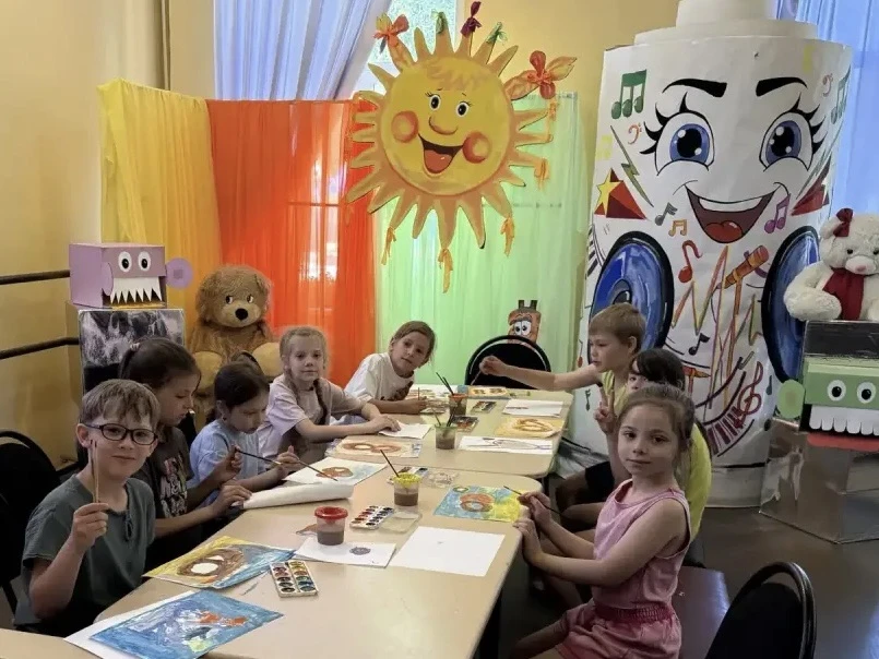 ☀️ Продолжается работа культурно-просветительского центра во Дворце культуры «Восход». 

☀️ Мы рисуе