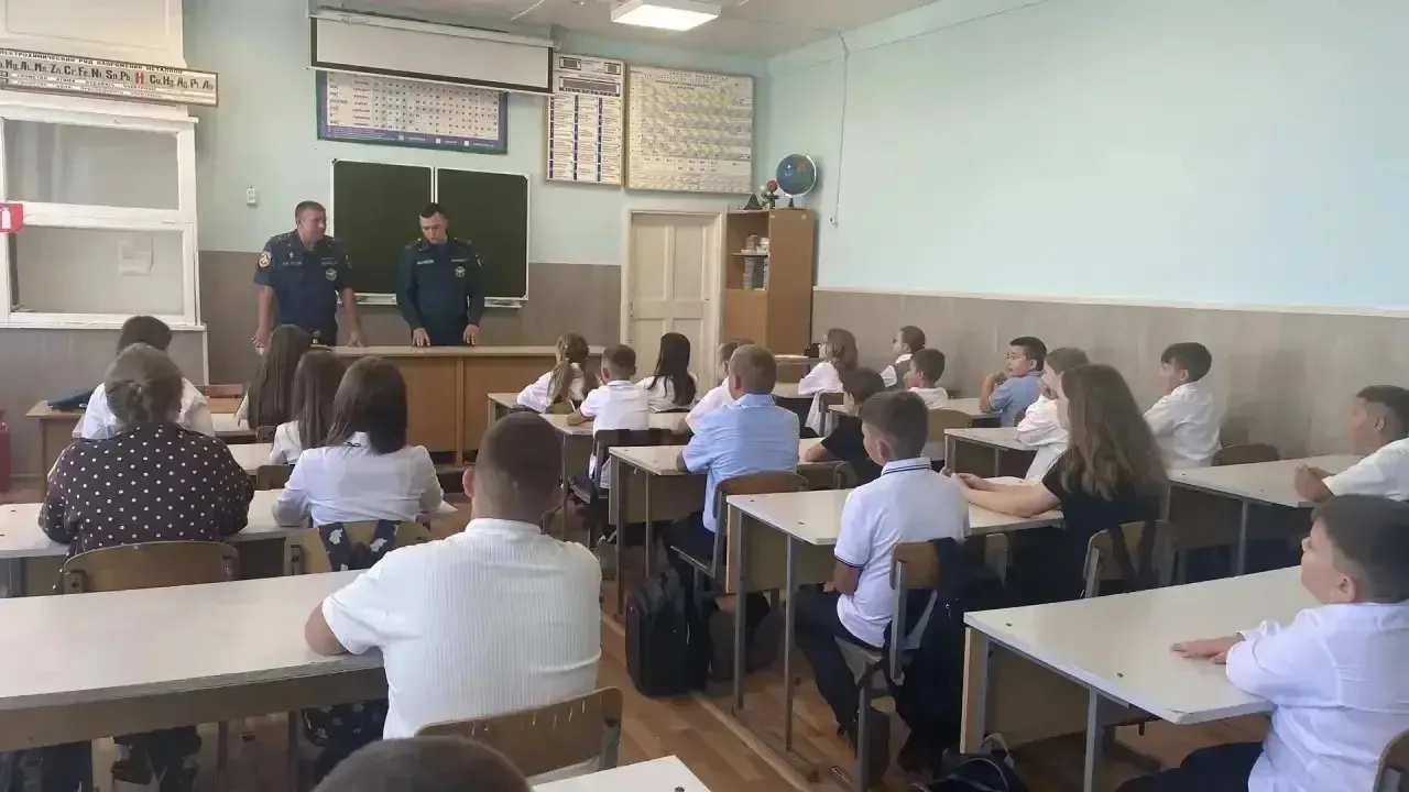 🧑‍🚒 2 сентября в нашей школе прошли уроки безопасности и практические тренировки в чр...
