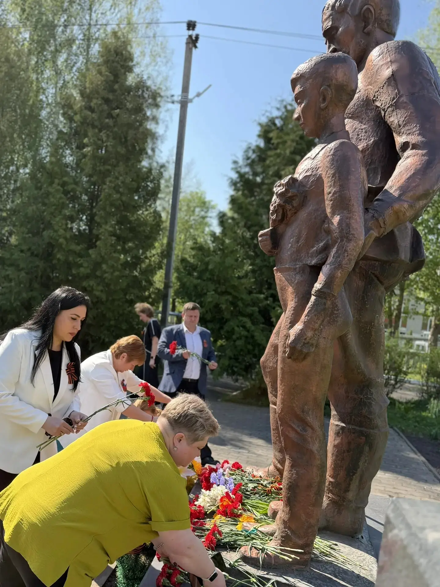 🙏Память поколений🙏  🇷🇺В преддверии Дня Победы у памятника павшим воинам Великой Отечественной войны 
