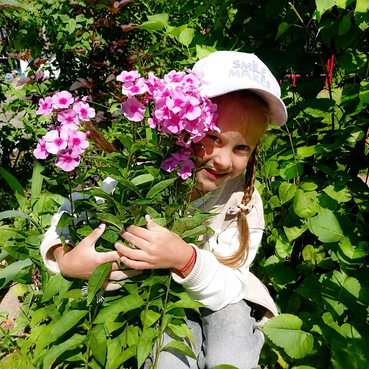 24 июля — День флориста! 🌻
  💐Цветочные мастерские и  юные дизайнеры.
      Сегодня наши девочки п