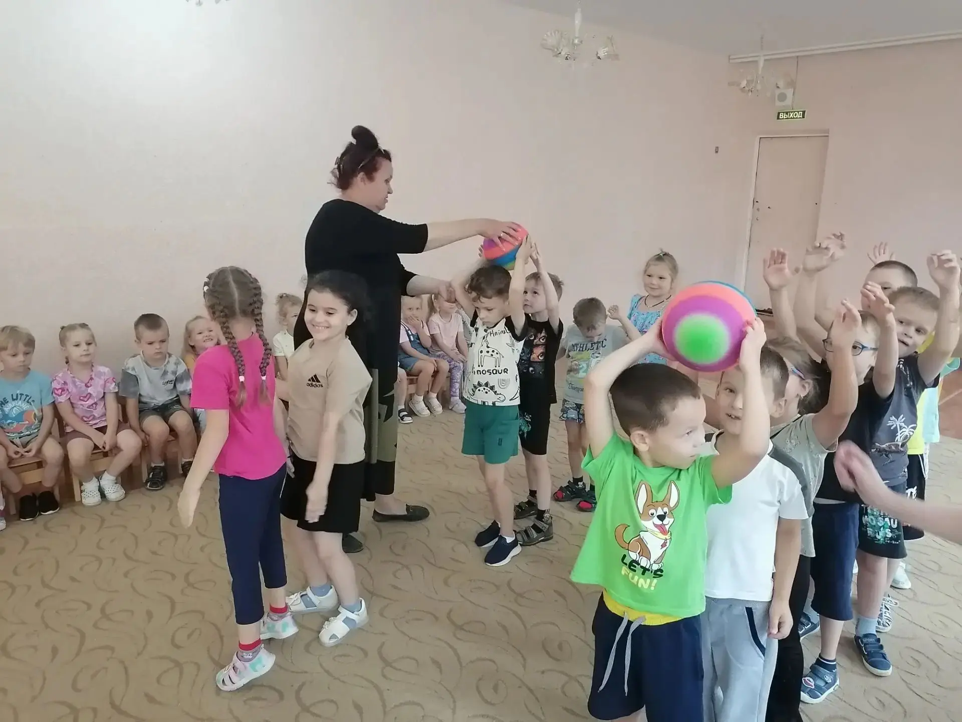 ✨💥Сегодня в нашем детском саду прошёл увлекательный праздник «Мой весёлый, звонкий мяч»🥎, который 