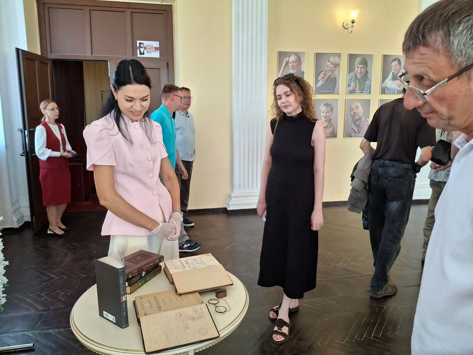 Вольский драмтеатр завершил 88-й сезон «Горем от ума»