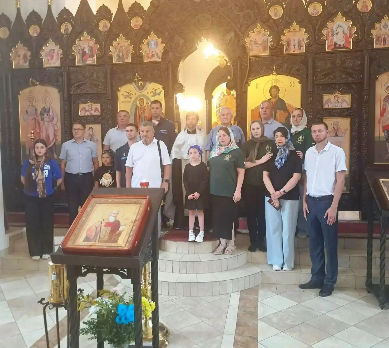 В Саратове почтили память детей Донбасса
 
В Саратове в Храме в честь иконы Божией Матери «Всех скор