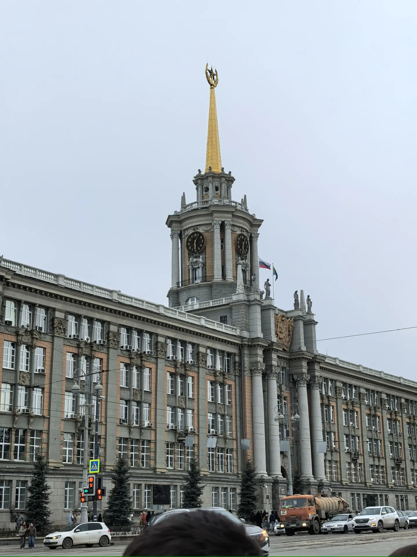 ТЕАТРАЛЬНАЯ СТУДИЯ В ТУРНЕ. ДЕНЬ 1   🌆Гастроли театральной труппы продолжаются! В день приезда ребят