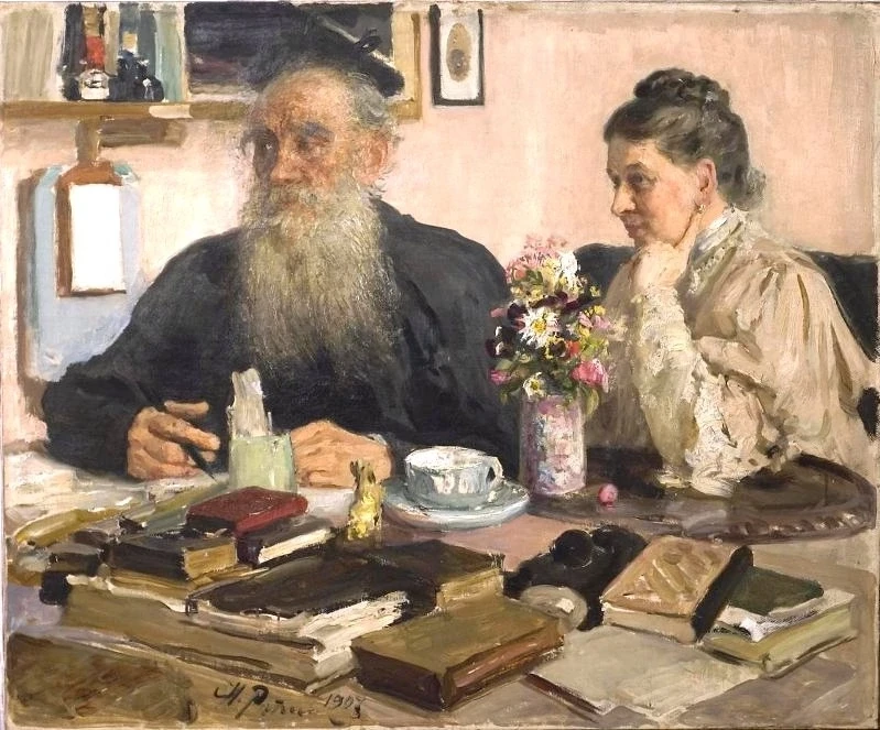 📜 8 раз от руки?! Зачем Толстой это делал?