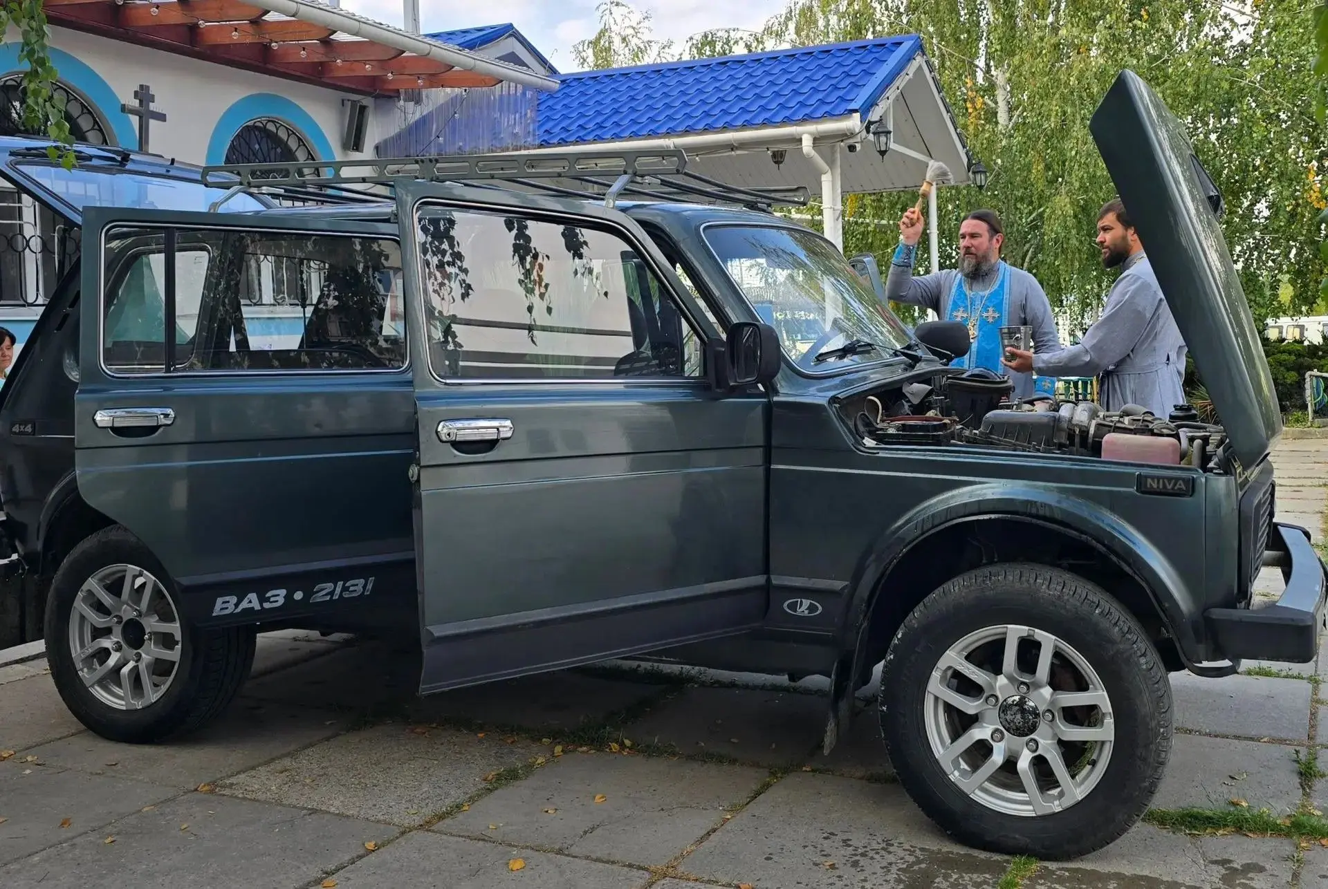 🚙 Помощь фронту: внедорожник от Симферопольского городского и районного благочиний