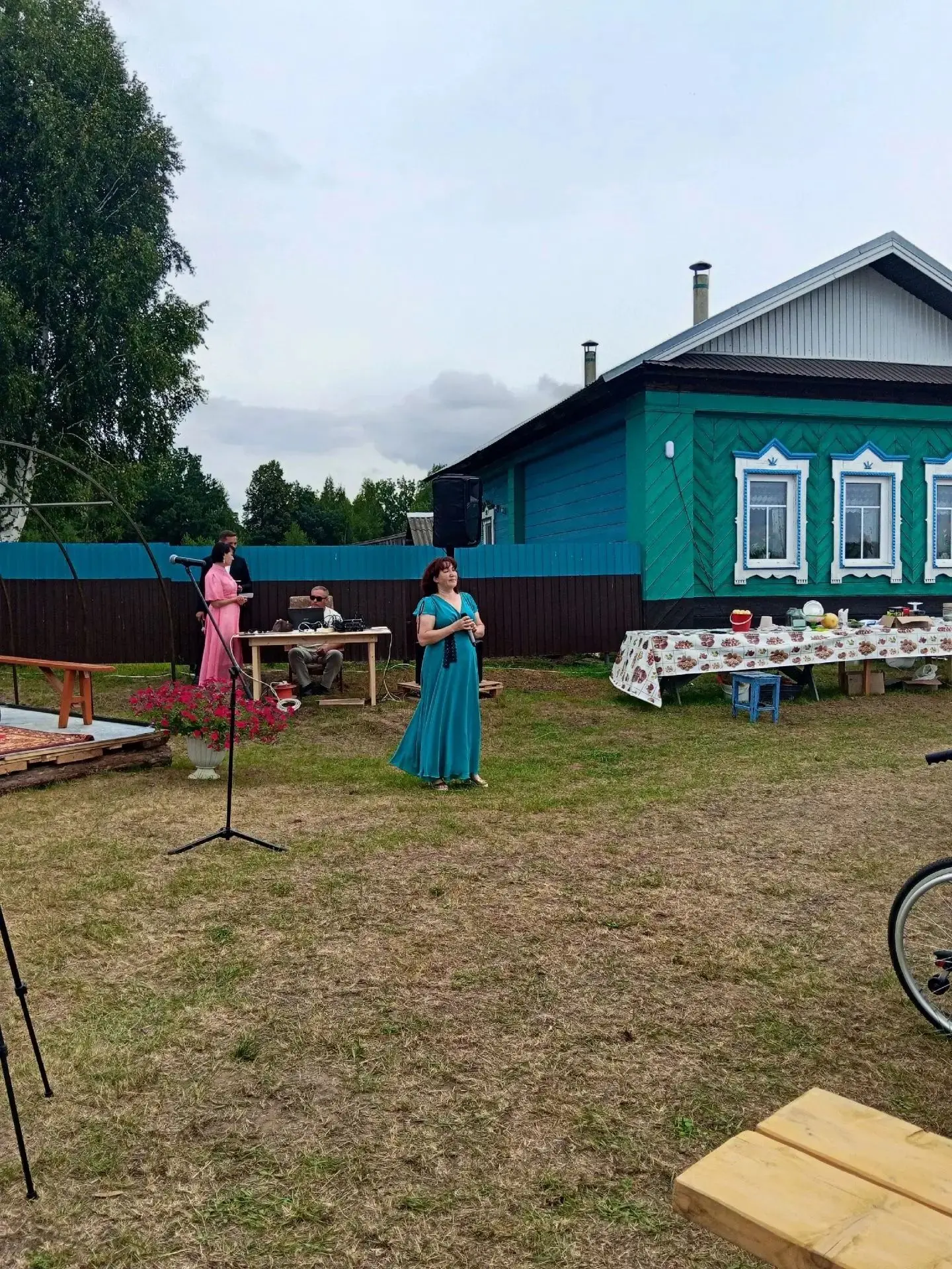 Солистка Калининского дома культуры Гулия Файзрахманова выступила на праздновании 100-л...
