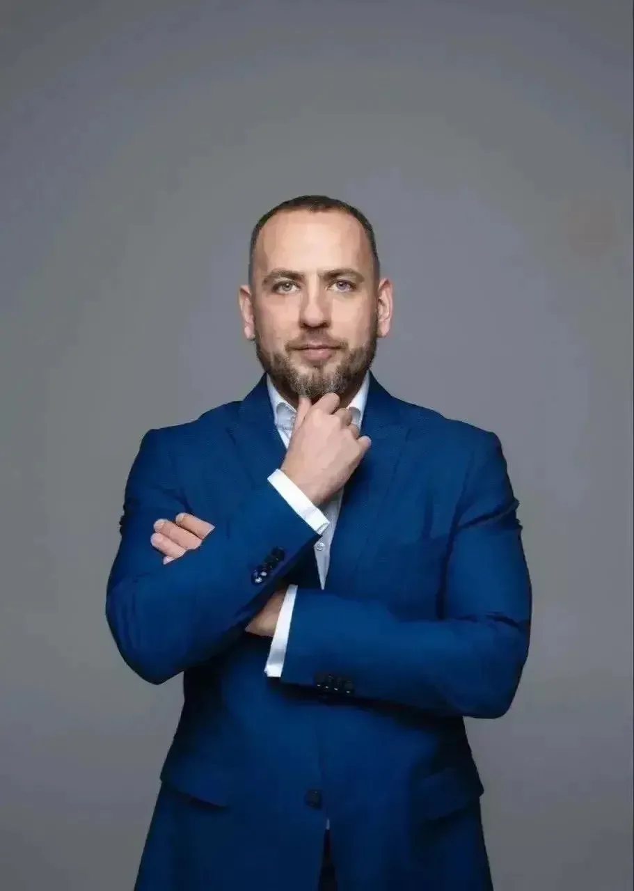 ‼️В Краснодаре задержан директор филиала «Ростелекома» Сергей Поляков

Его подозревают в злоупотребл