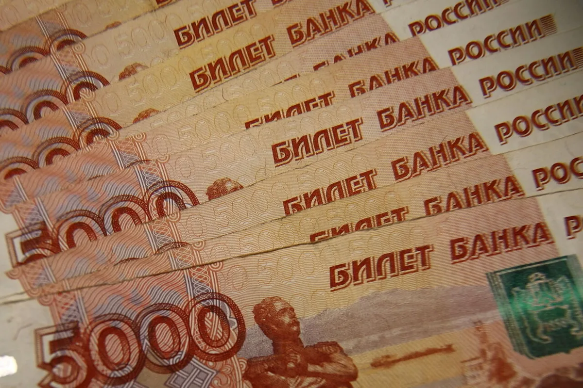Петербург лидирует среди регионов по наименьшей доле граждан за чертой бедности

Самый низкий проц