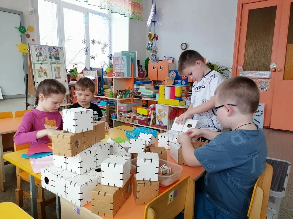 ИСТОРИЯ О ТОМ, КАК ЙОХО-ГНОМИК БЕРЕЖУЛЬКИН НАУЧИЛ ДЕТЕЙ ЦЕНИТЬ ВРЕМЯ