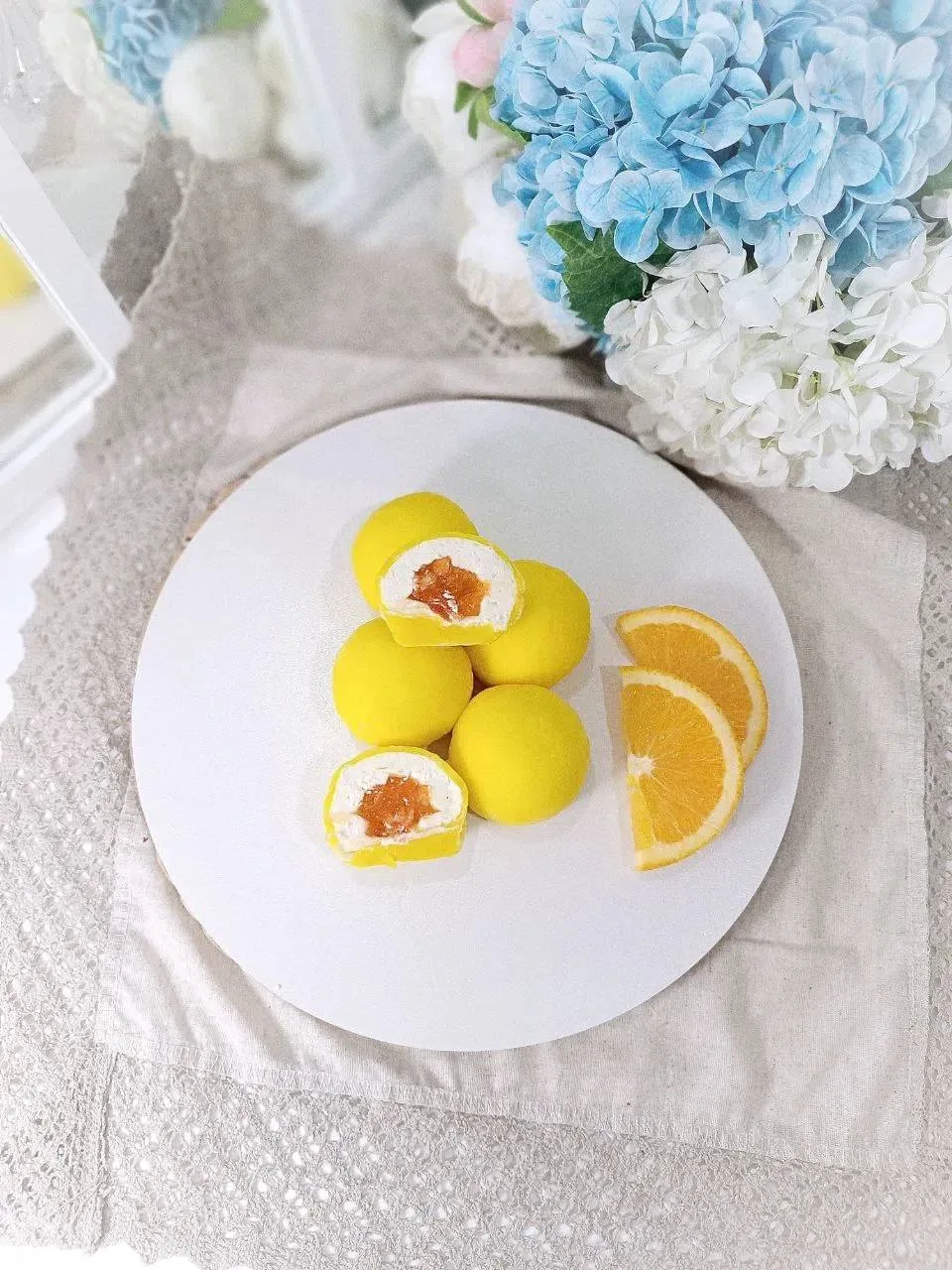 К чашечке кофе на кофе-брейк рекомендуем заказать пирожные или вкусную выпечку.