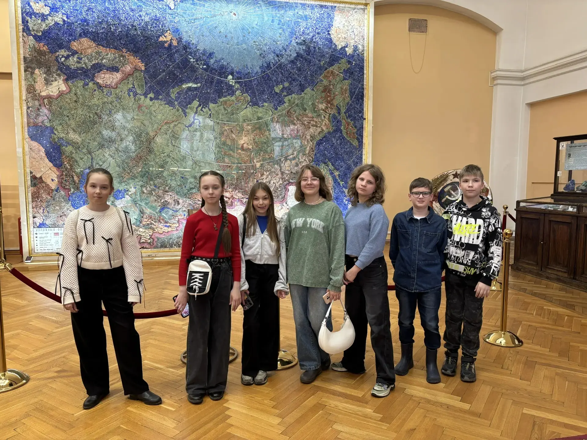 🌍 Путешествие в глубины Земли: 5‑м класс открывает тайны геологии! 🪨   26 апреля ребята из 5 «М» кла