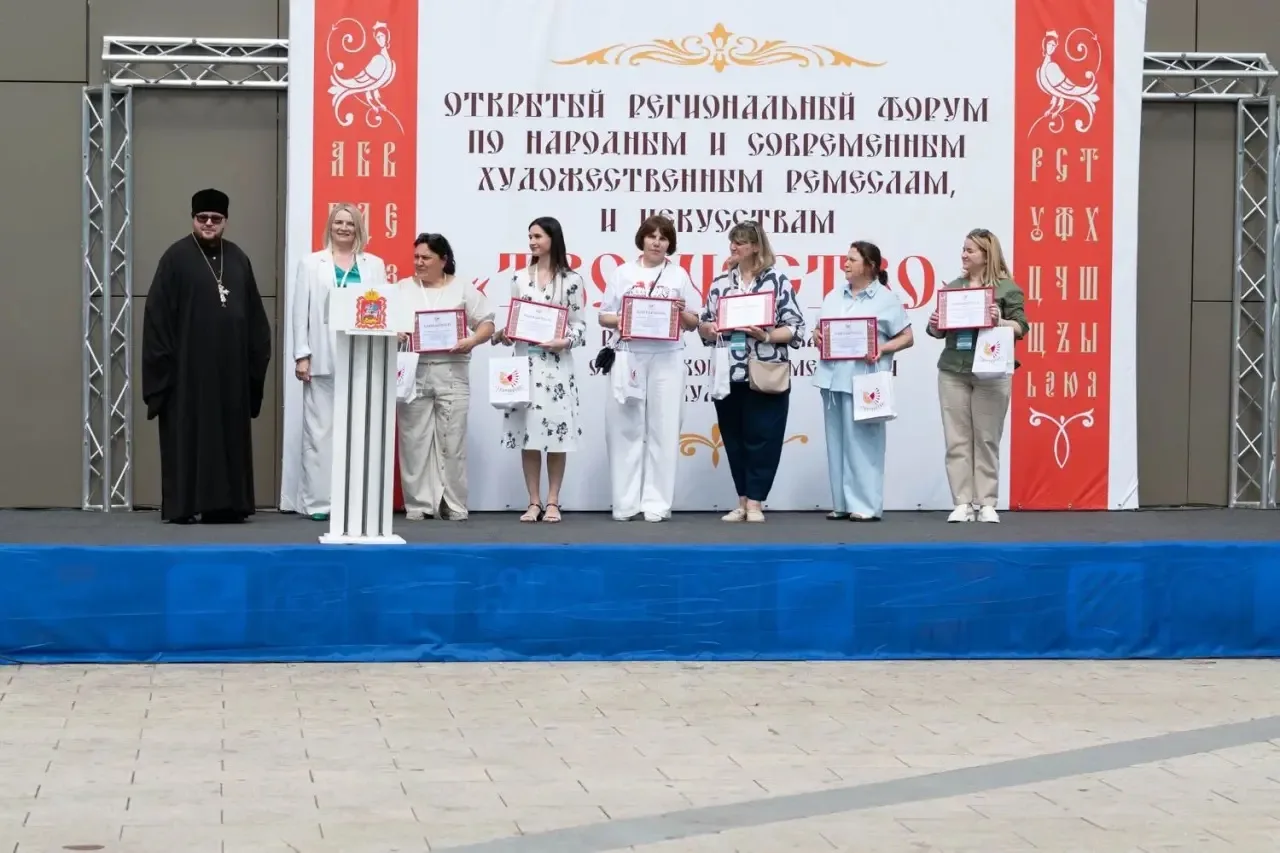 Завершением форума стало торжественное награждение участников и подведение итогов конкурсных програм
