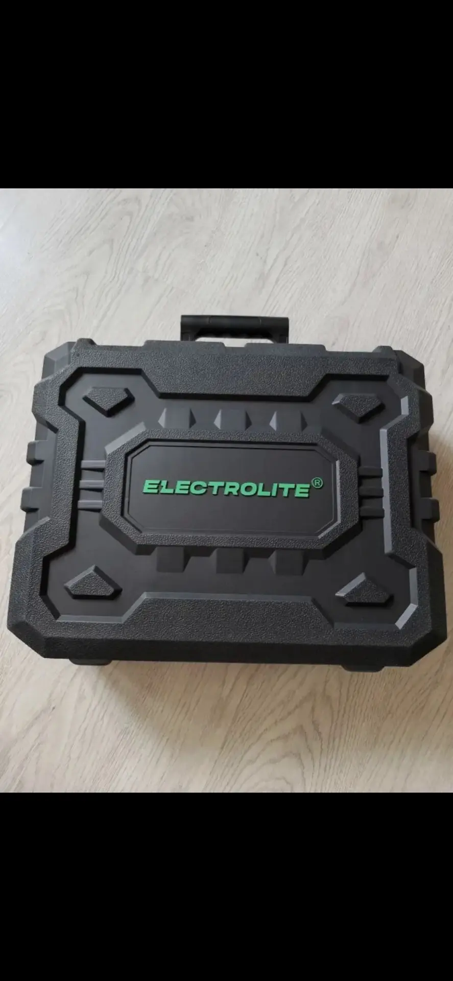 Перфоратор Electrolite 1500, абсолютно новый, цена 6500  Для связи в Макс  ⬇️  https://max.ru/u/f9LH