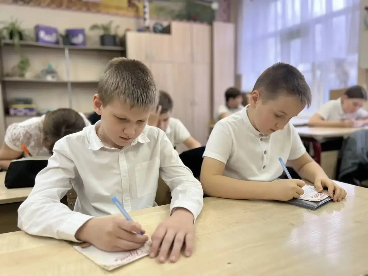 🇷🇺 В нашей школе состоялось важное и трогательное мероприятие, посвящённое теме патриотизма. Специал