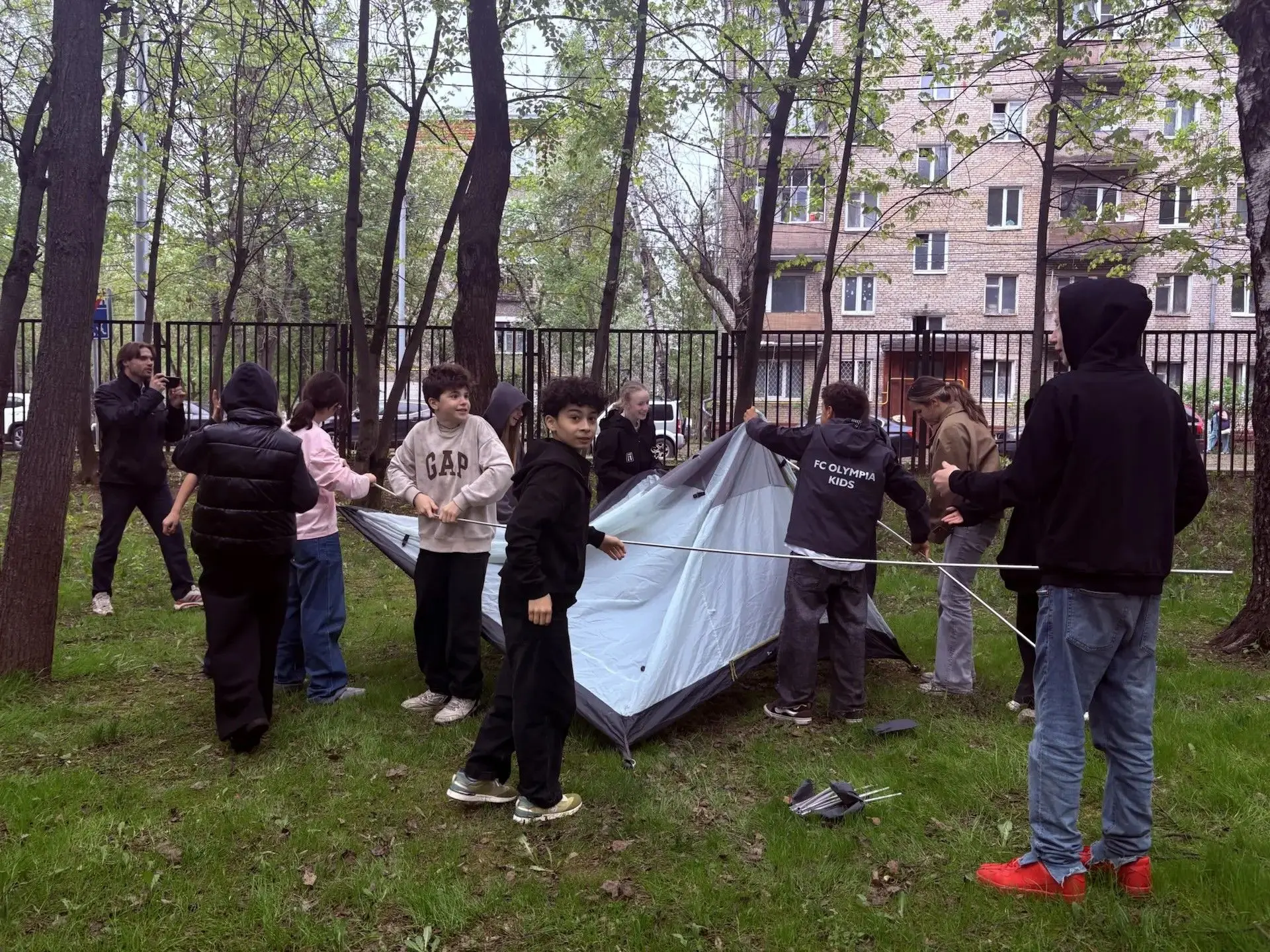 ☀Туризм, команда и первые шаги к большим приключениям!   🍃В преддверии Дня Победы, команда учеников 