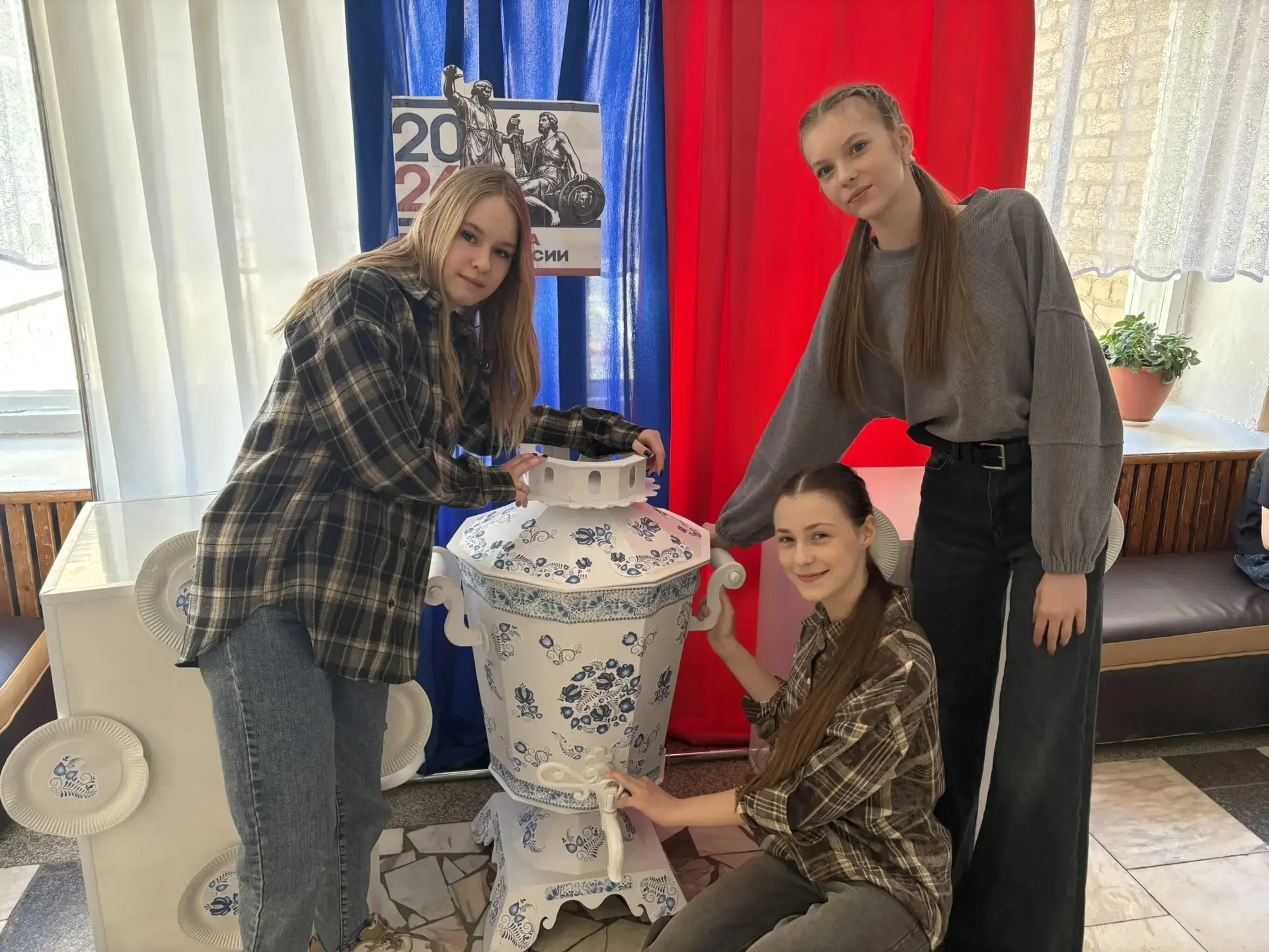 Не просто встреча, а настоящий медиа-бум! 🎙📸    В школе №4 прошел второй слет медиацентров. МедиаКла