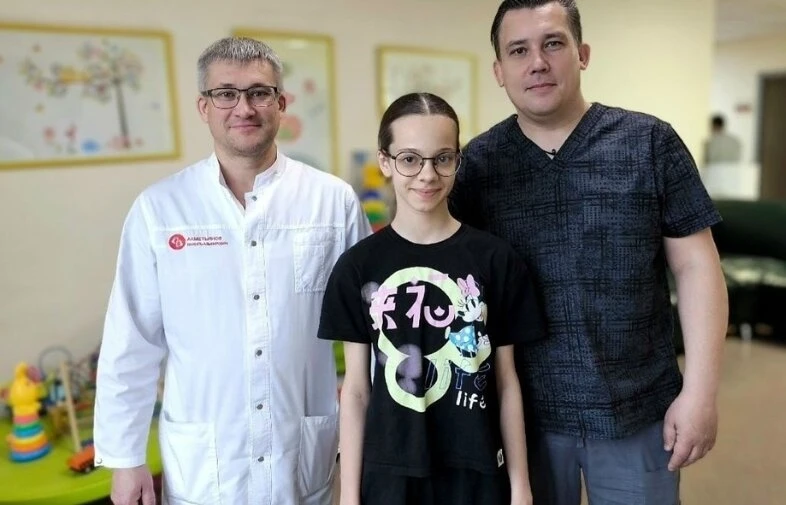 В Новосибирске прооперировали 14-летнюю балерину

У девочки нашли смещение позвонка, и врачи решили,