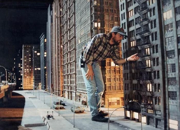 На съемках фильма "Годзилла", 1998 год.