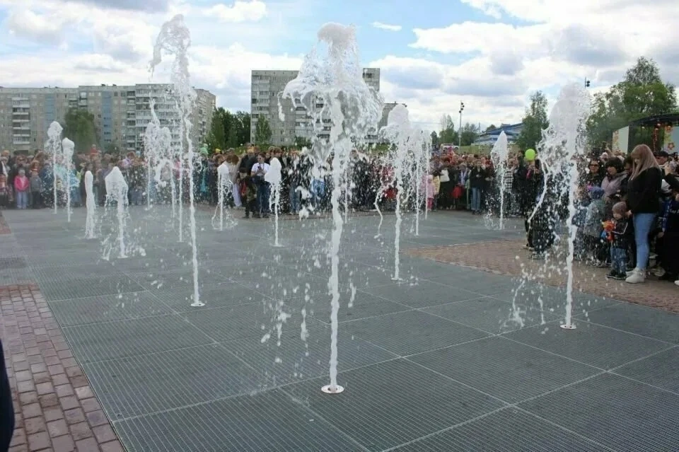 Уважаемые жители Заринска! Сегодня в 15:00 в парке культуры и отдыха «Прометей» состоится праздничны