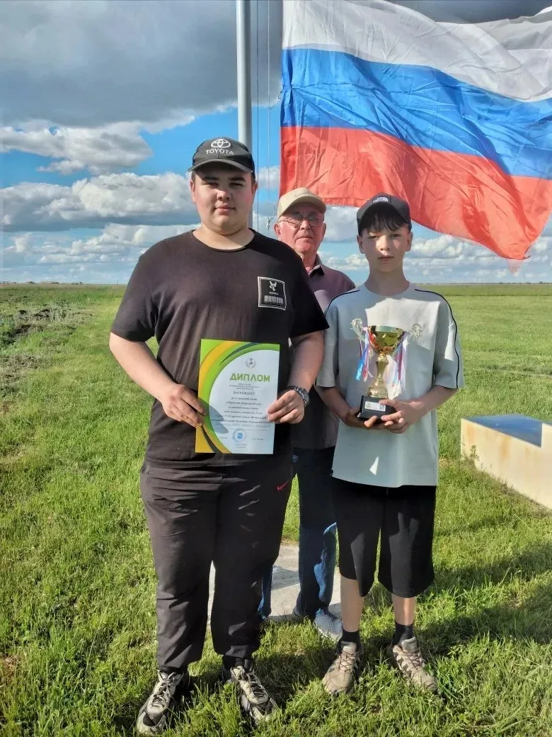 Команда города Шимановска заняла третье место на Первенстве Амурской области по авиамод...