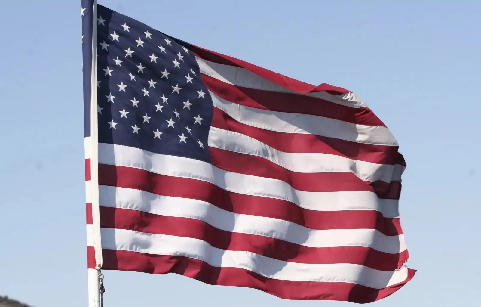 Министерство юстиции США опровергло информацию, что его антимонопольному подразделению ...