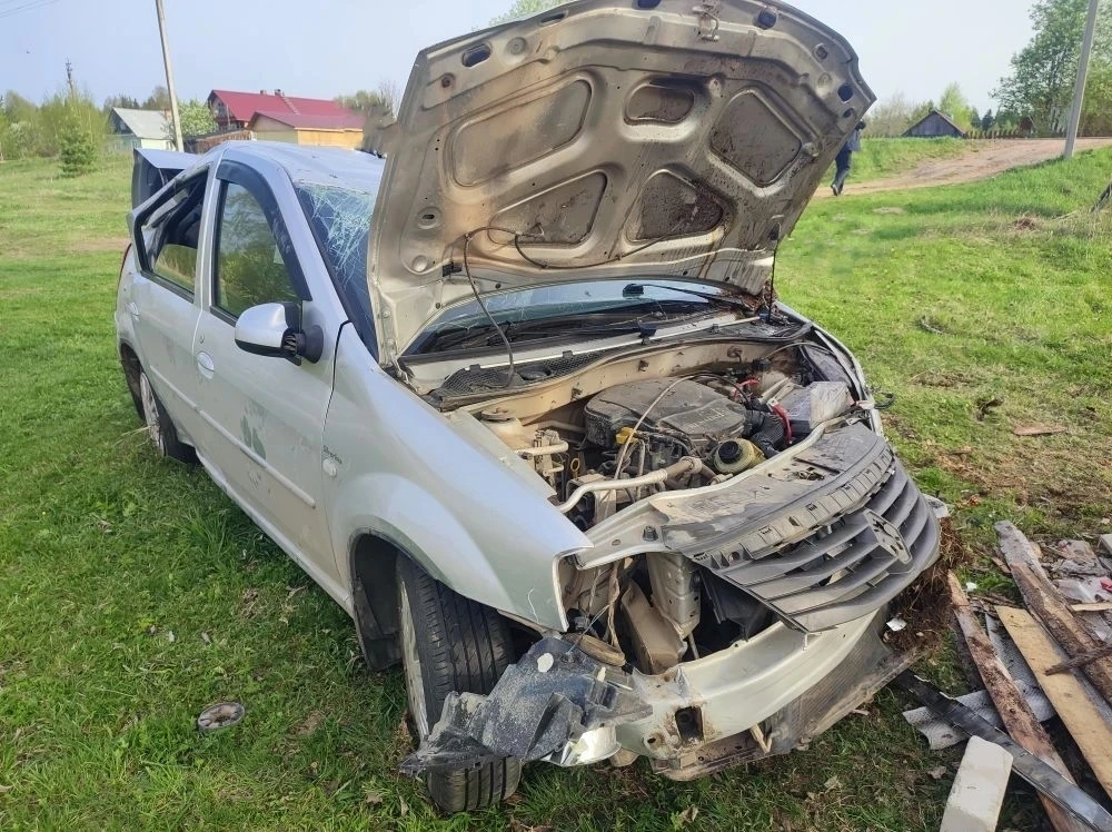 Два человека погибли и еще двое получили травмы в результате серьезного ДТП в Кичменгско-Городецком 