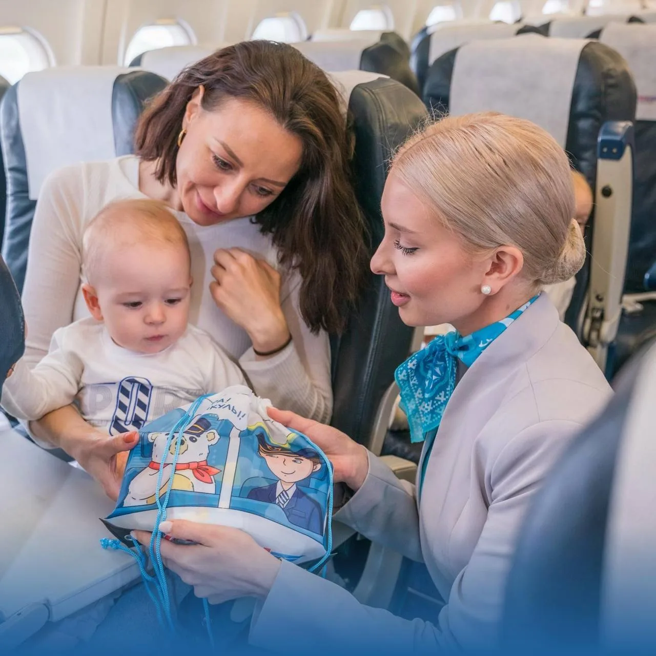 Сегодня о важных словах ✈️  Рассказываем о слоганах "обновленного" "Ямала":   С нами север ближе — э