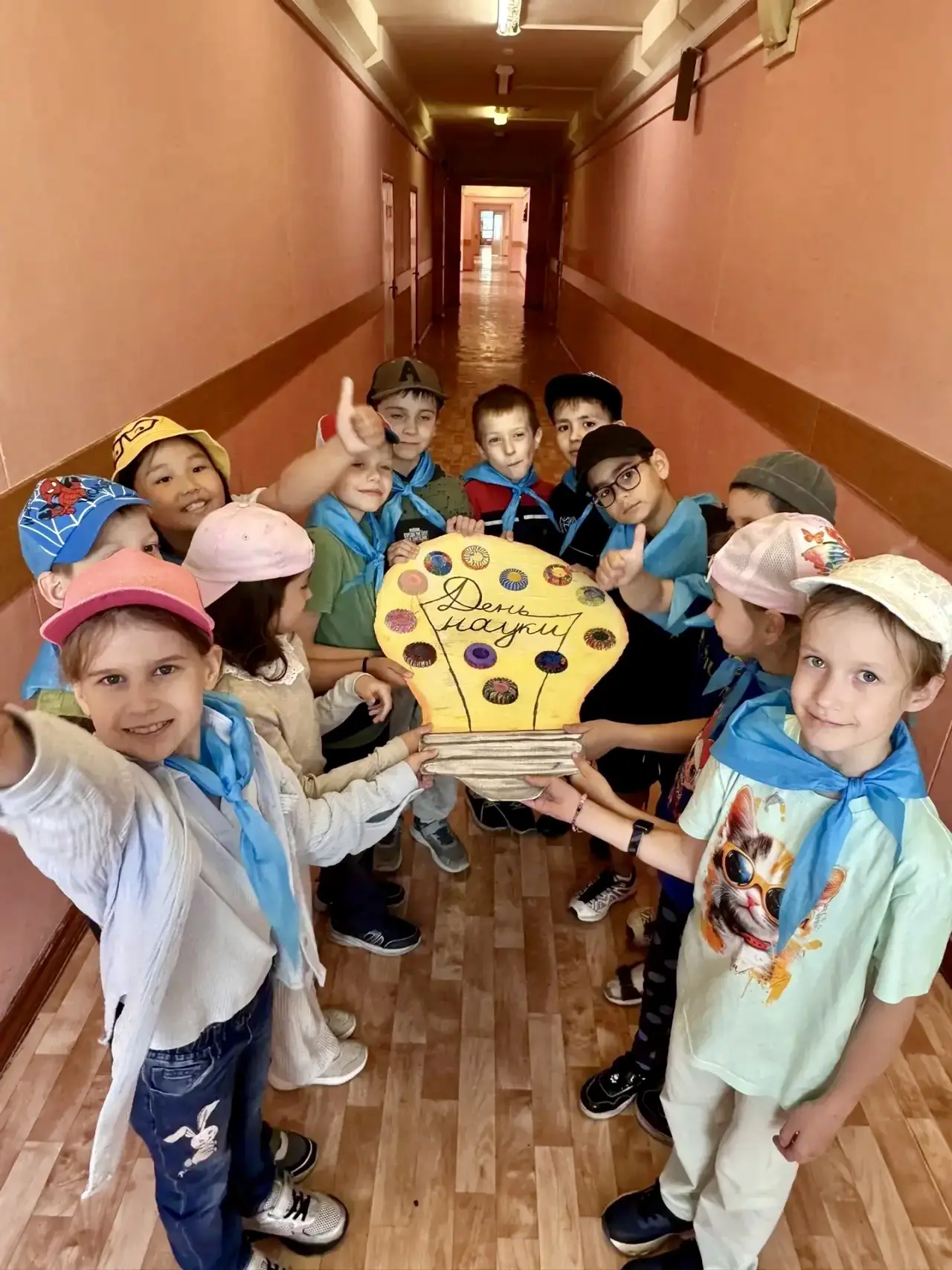 🔬 Сегодня в нашем  лагере — День науки!
    Этот день получился по-настоящему волшебным и познавате