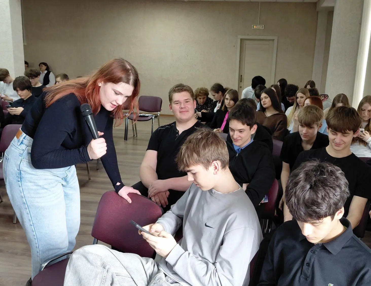 👩‍🎓 Вчера в нашей школе состоялась важная профориентационная встреча для учеников 9-х классов!  🏭 Сп