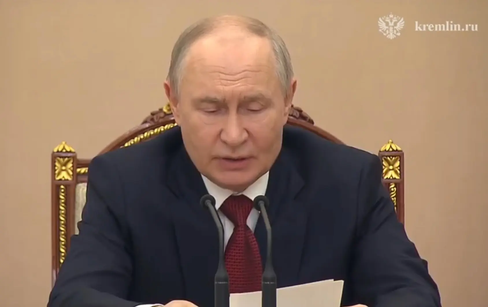 👶 «Это один из самых главных вызовов» — Путин о рождаемости в России