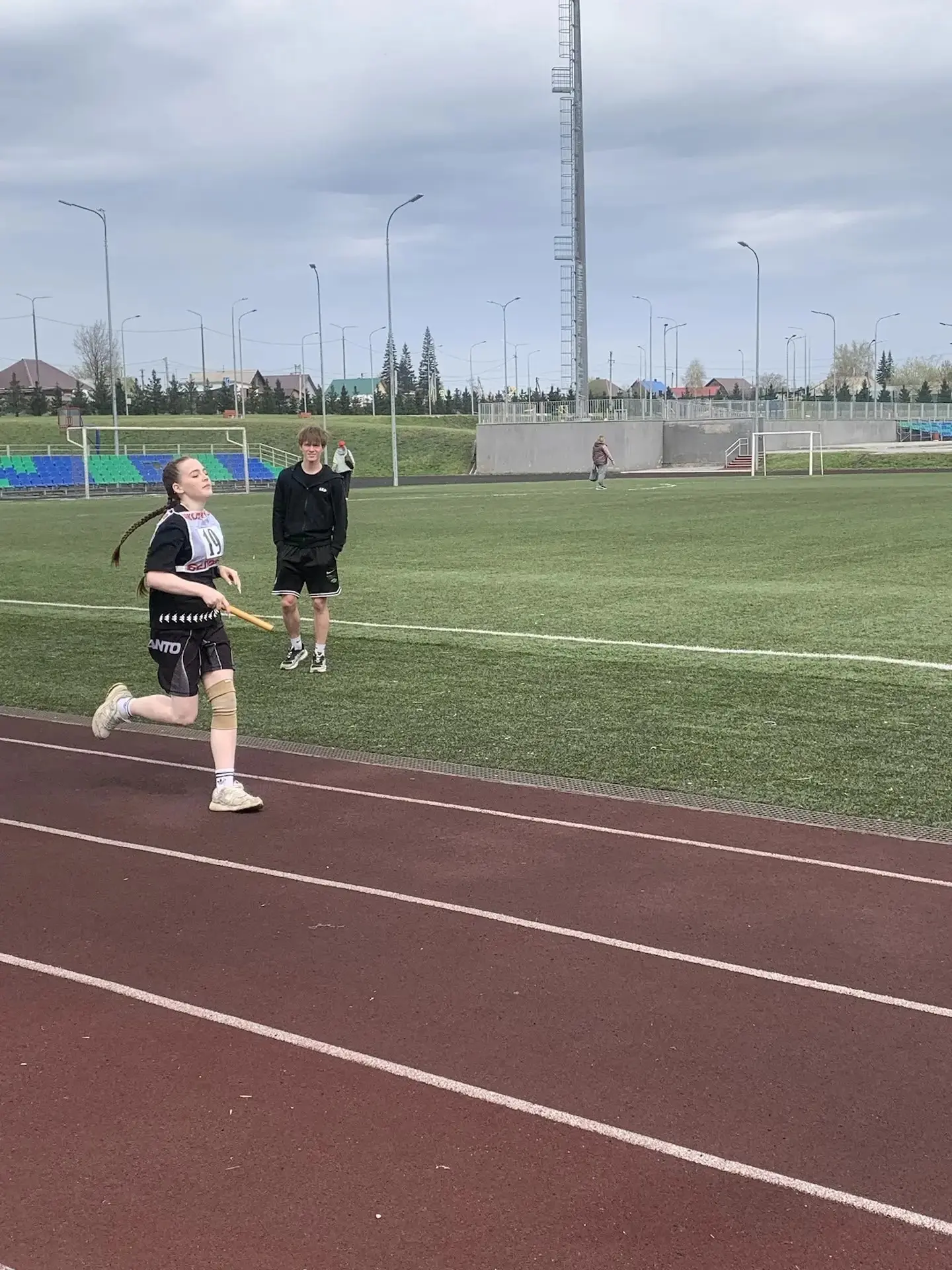 Спорт - это жизнь и память!  🏅  6 мая 2026 года команда нашей школы приняла участие в легкоатлетичес