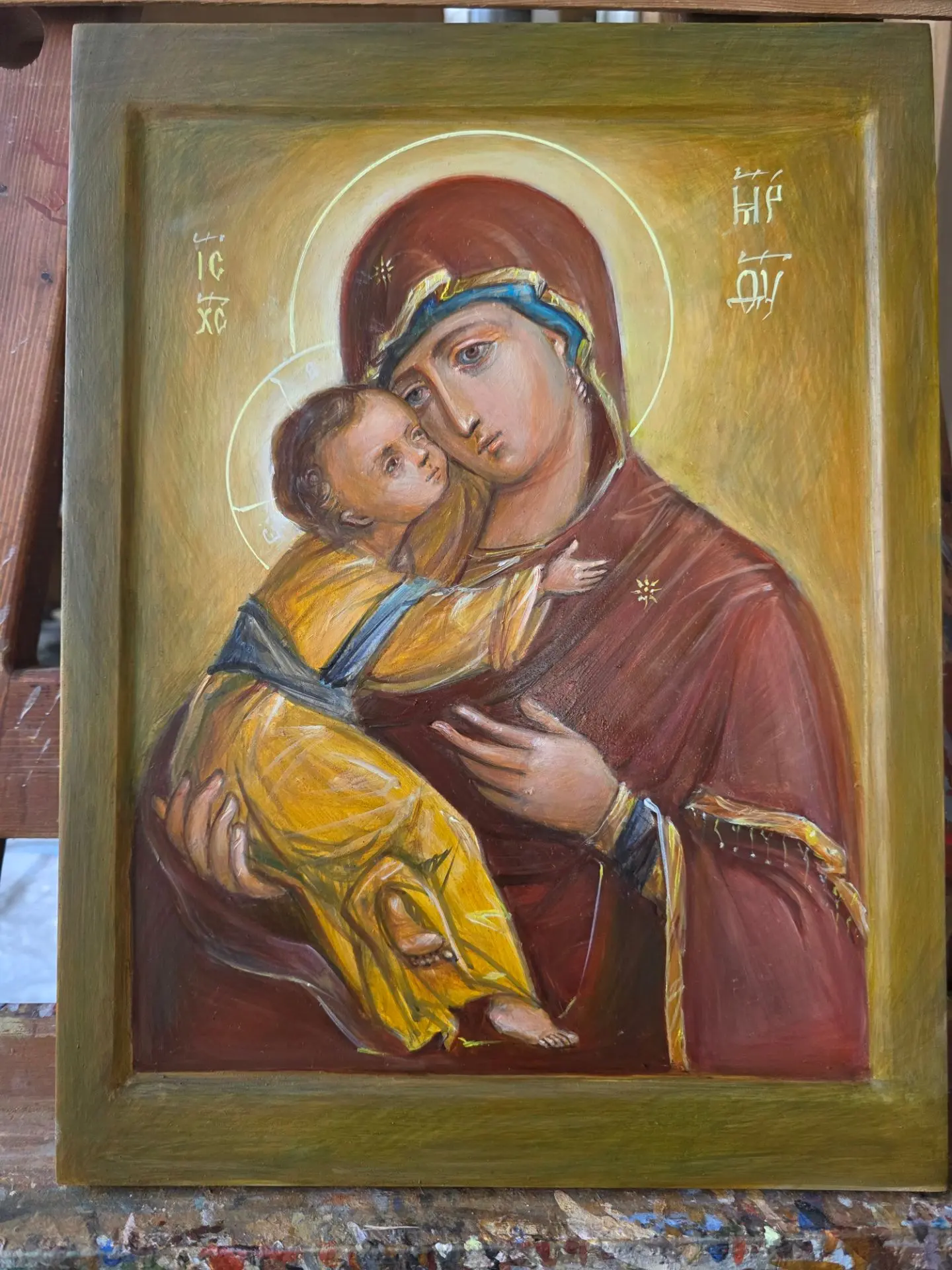 Буквы нарисовала, но, конечно, еще поработаю. Но после перерыва) Пока поставила на полку.
