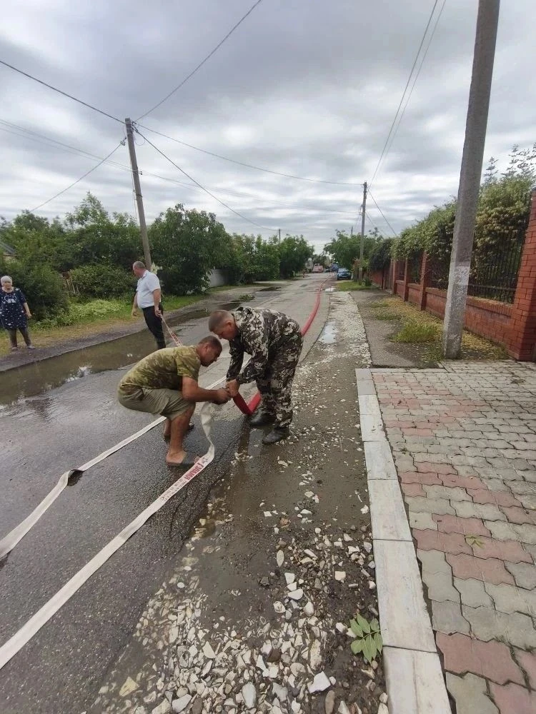 Последствия непогоды устраняют