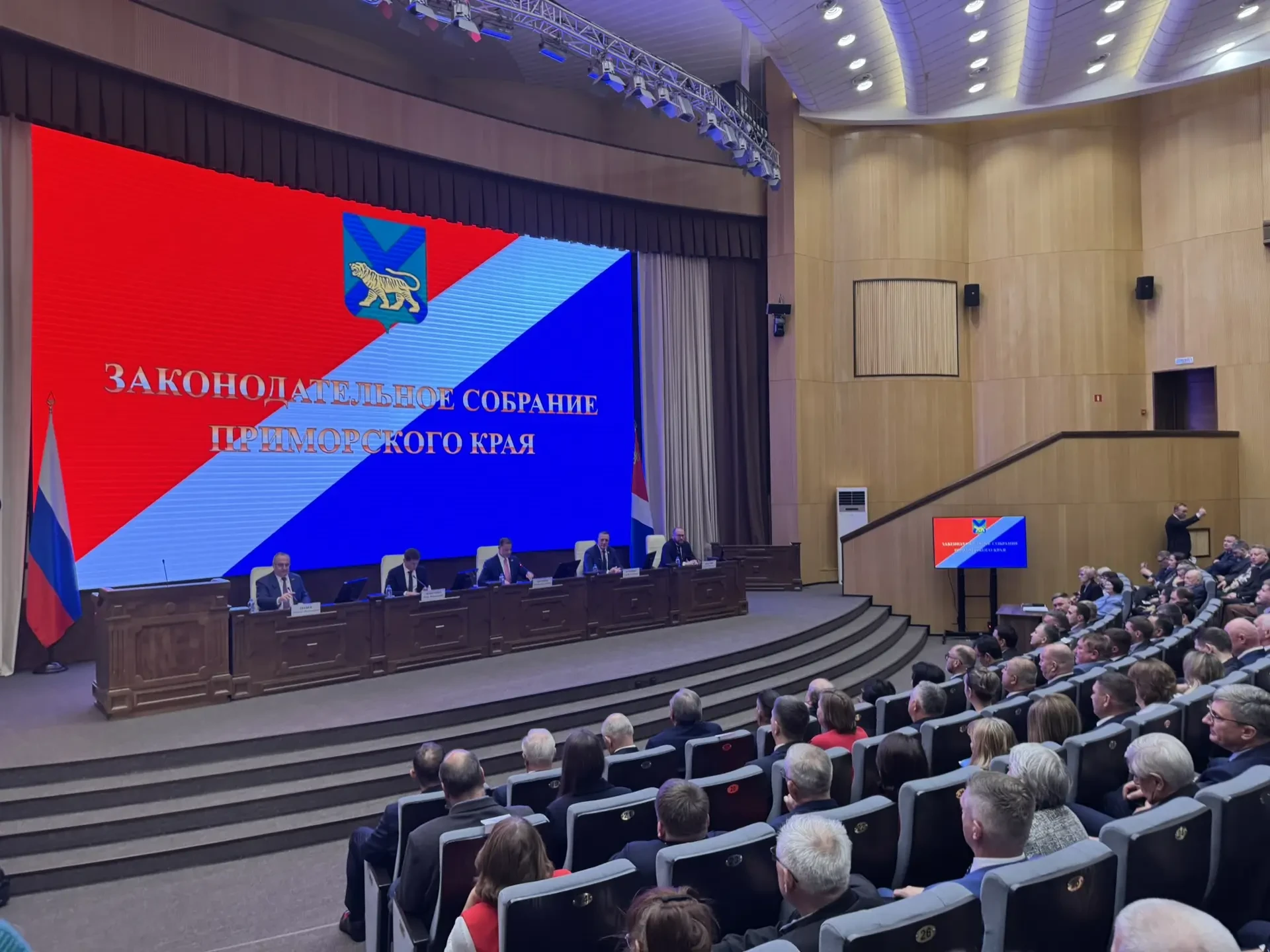 Друзья, на этой неделе работаю в родном Приморье.