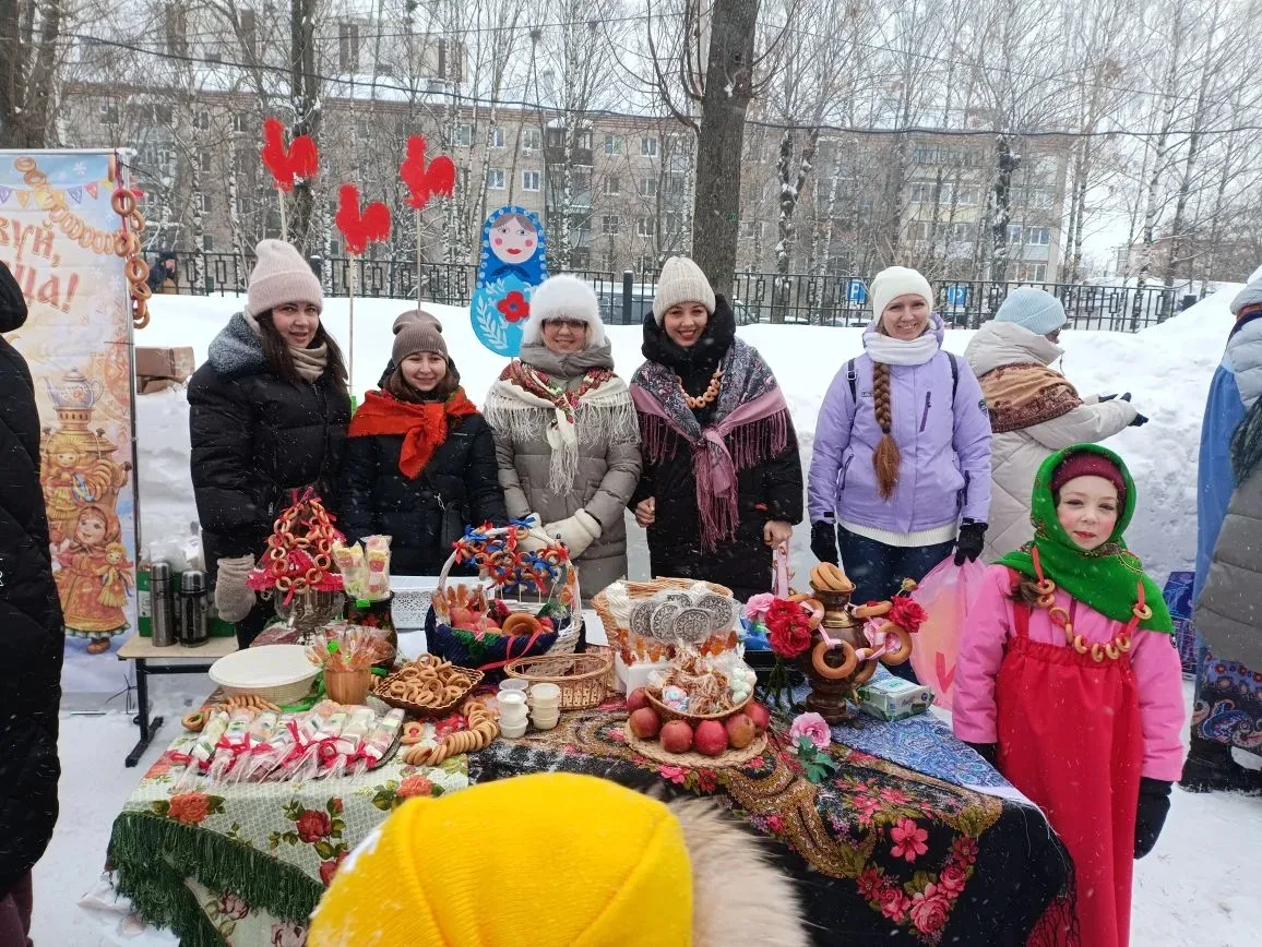 Широкая Масленица в нашей школе! 🥞☀️  21 февраля школьный двор превратился в настоящий центр народны