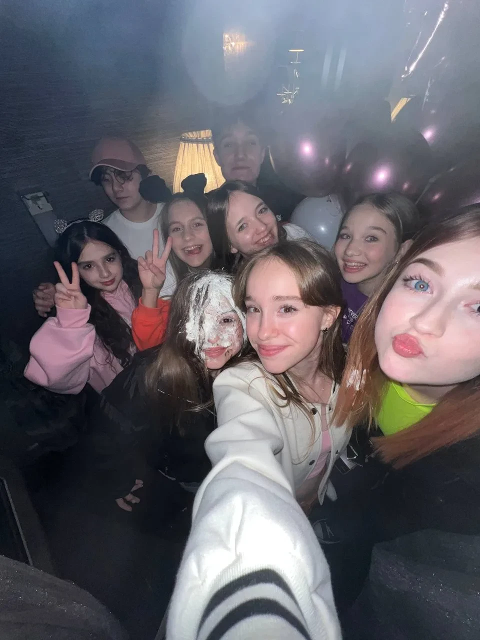 🎉 Большая компания и весёлый вечер