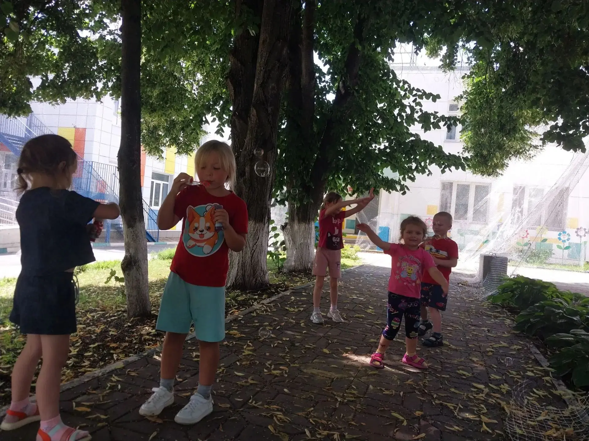🎈"Мы играем с мыльными пузырями"🎈
