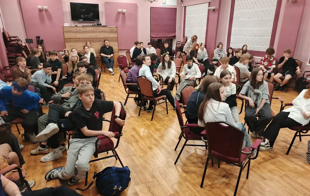 Сегодня учащиеся 7х классов приняли участие в познавательном квизе, посвященном самому важному празд