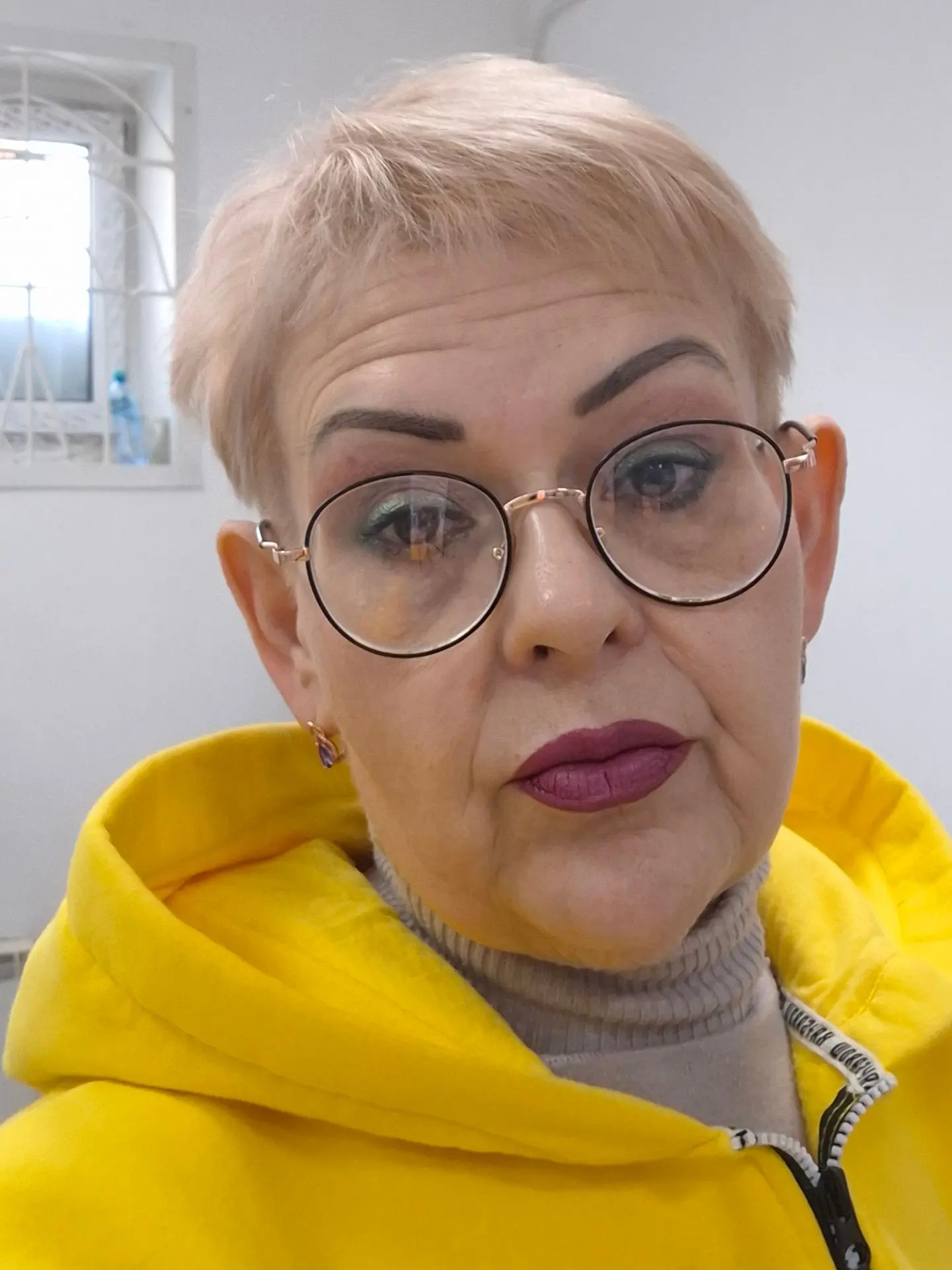 👧 Оксана, 53 лет
📍 Салым

📝 Нормальная алекватная самодостаточная женщина,звезд с неба не жду,ищю