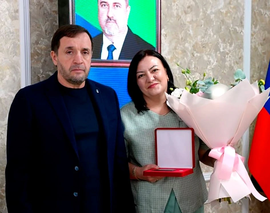Заместителю начальника Правового управления городской администрации г. Хасавюрт Анжеле ...