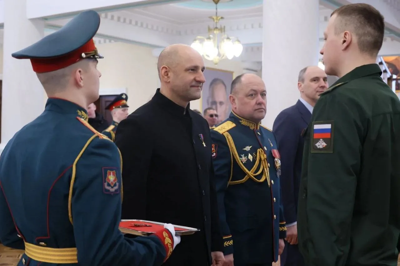 🎖В День защитника Отечества в Екатеринбурге вместе с командованием Центрального военного округа, вет