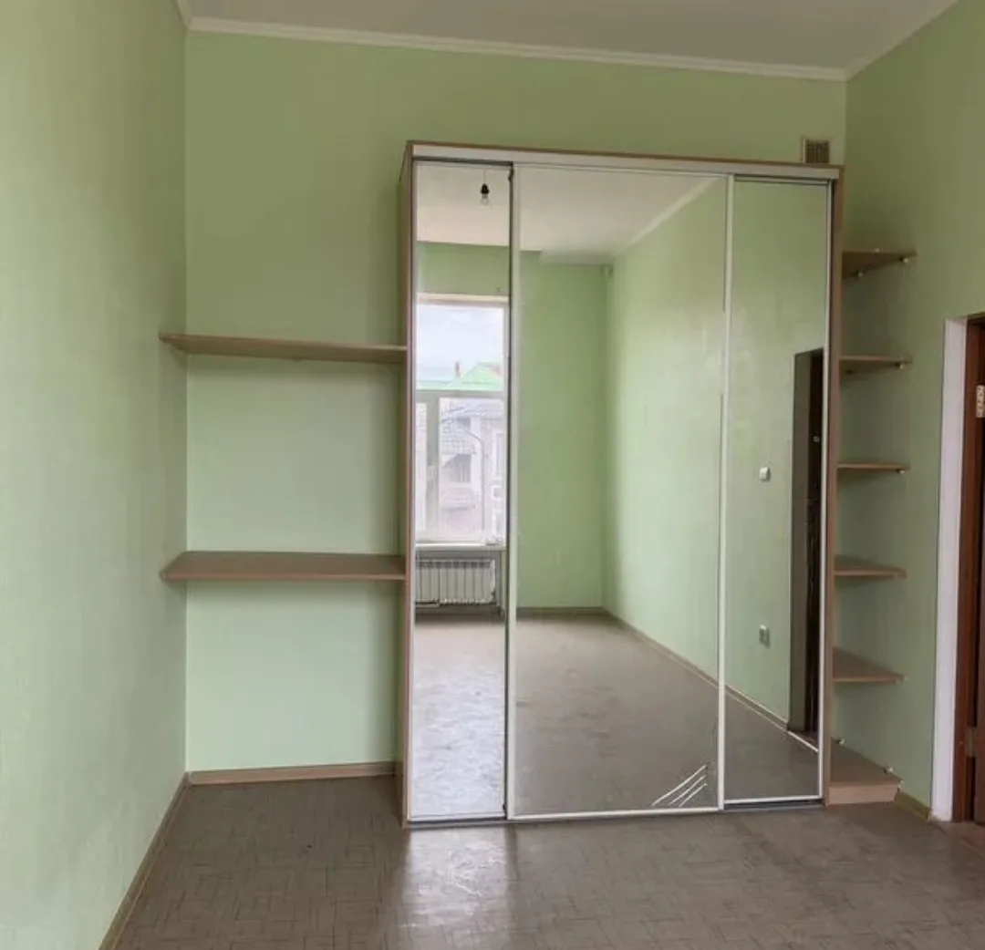 Шкаф купе трёхстворчатый самовывоз