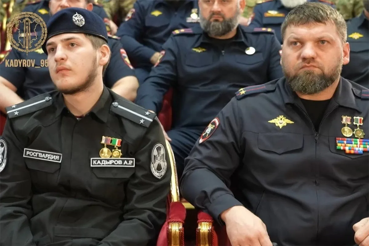 ❗️18-летний Адам Кадыров появился на публике уже с погонами лейтенанта
