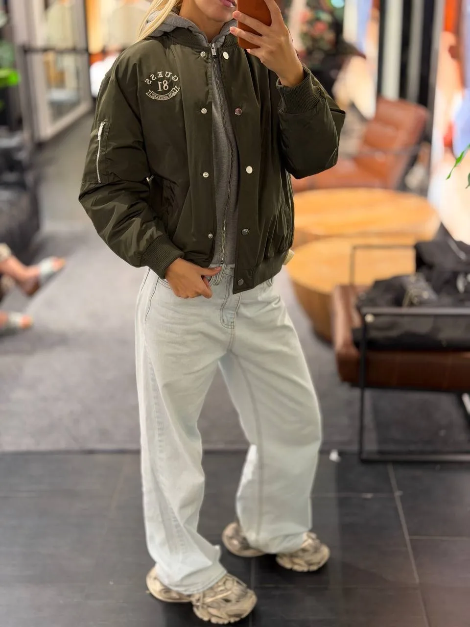 GUESS 🏷️ 10200₽