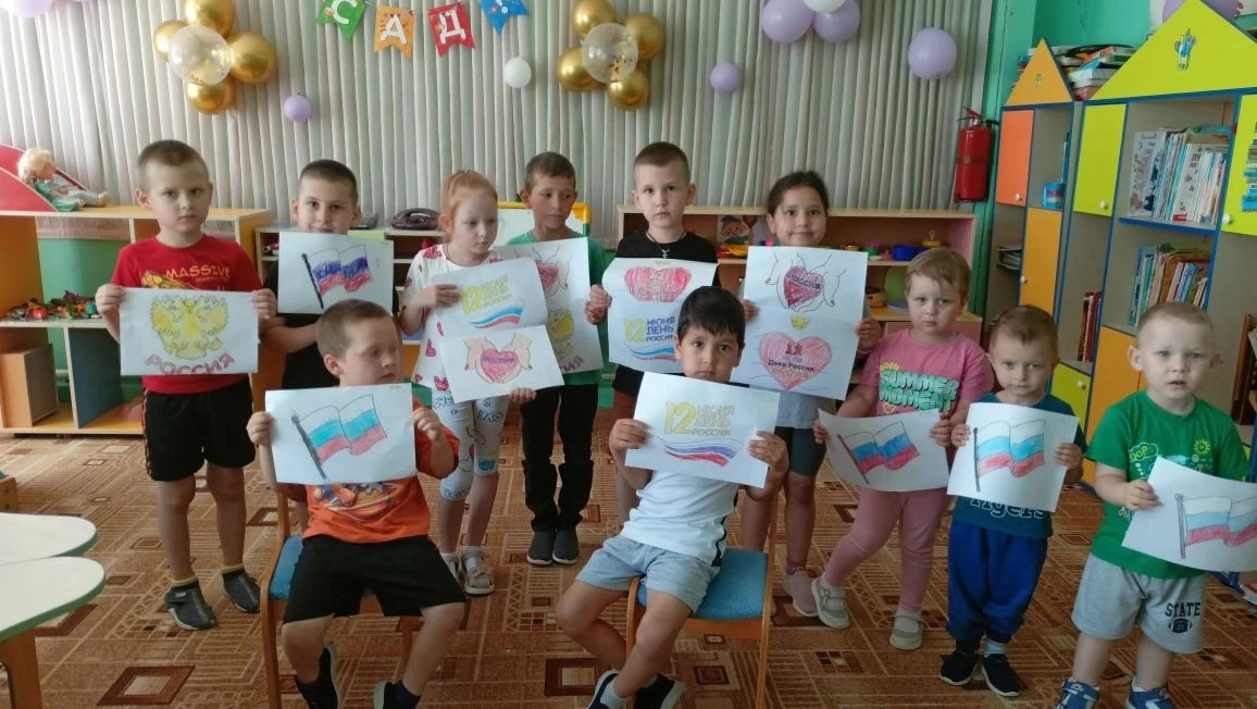 🇷🇺В преддверии Дня России, важного государственного праздника, дошкольники с энтузиазмом занялись 