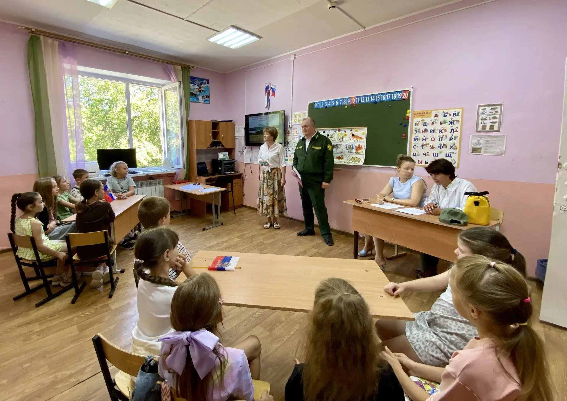Школьники Волгоградской области испытали себя в лесном брейн-ринге