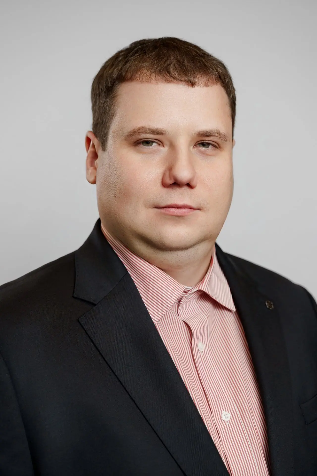 Нотариус города Воронежа Павел Бобков отмечен благодарственным письмом личного состава ...