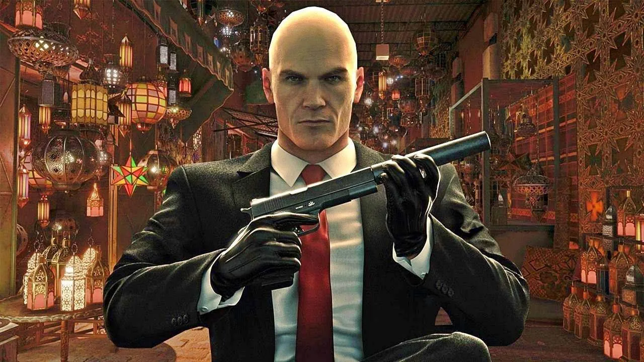 Вот вам интересный факт про Hitman.

В 2012 году издатель Square Enix запустил скандальное приложени