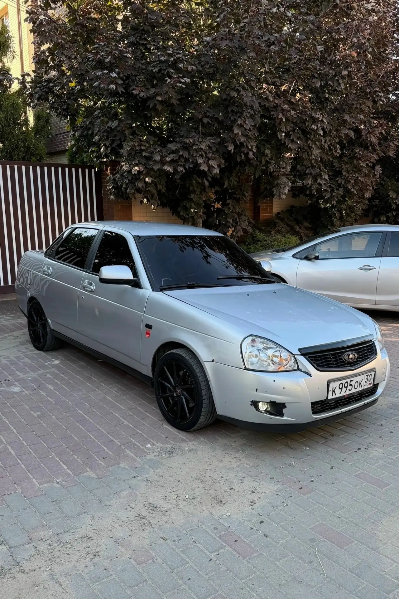Приора 2009. год с кондиционером ! в хорошем состоянии, дно на 4 , стаканы целые по эле...